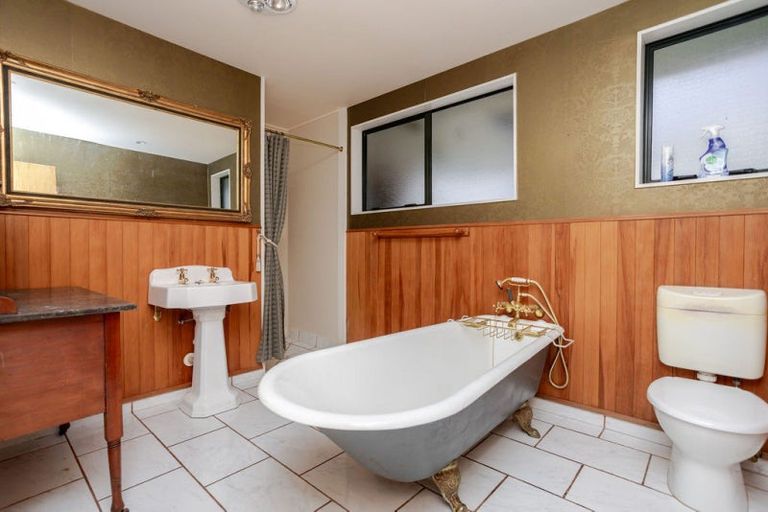 Photo of property in 185a Tipapakuku Road, Dannevirke, 4930