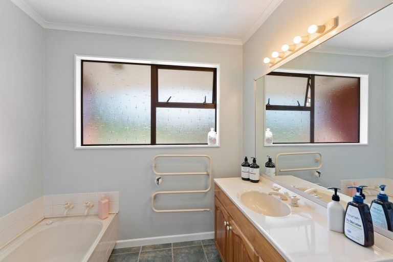 Photo of property in 48 Old Hautere Road, Hautere, Otaki, 5582