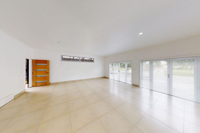 Photo of property in 21 Meadowbrook Drive, Cloverlea, Palmerston North, 4412