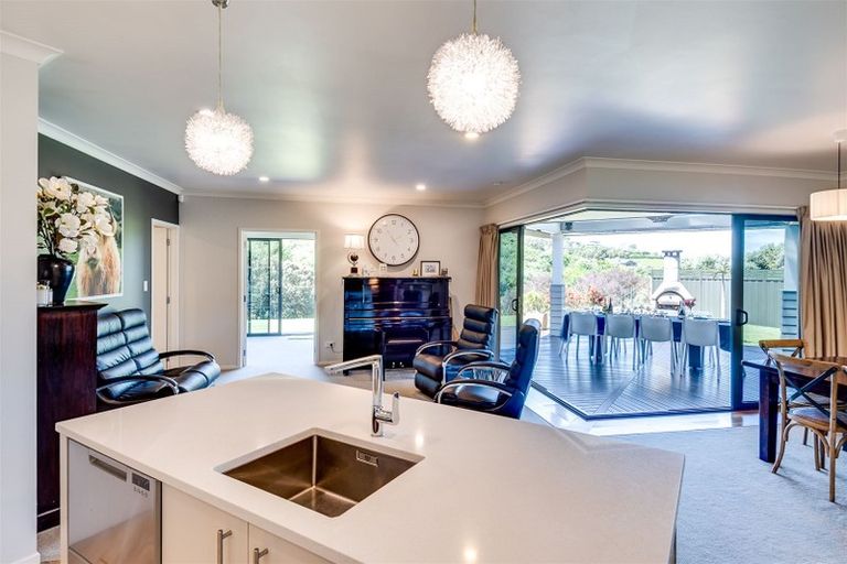 Photo of property in 113 Kent Terrace, Taradale, Napier, 4112