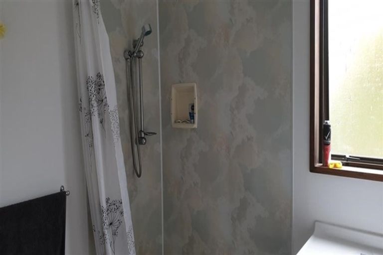 Photo of property in 90 Parry Crescent, Lake Hawea, Wanaka, 9382