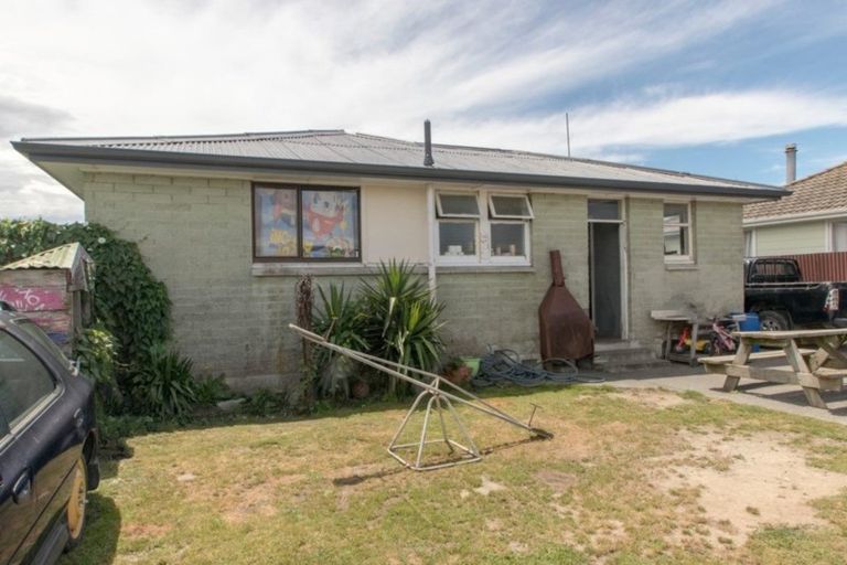 Photo of property in 20 Curling Crescent, Onekawa, Napier, 4110