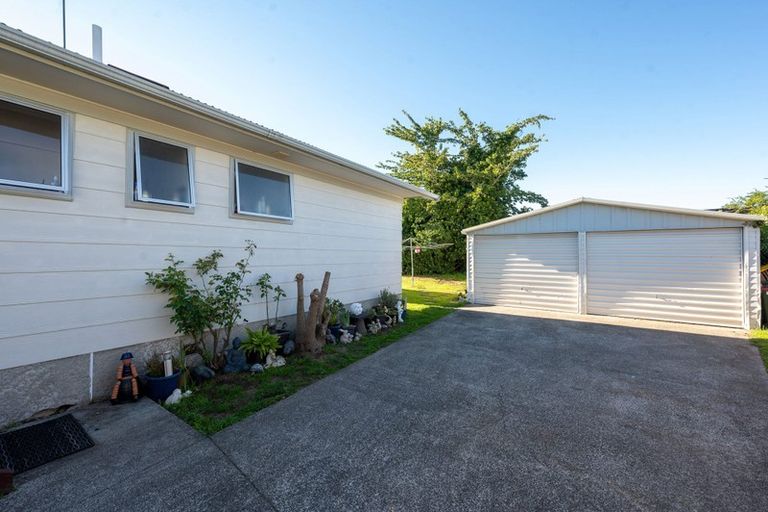 Photo of property in 18 Sequoia Crescent, Owhata, Rotorua, 3010