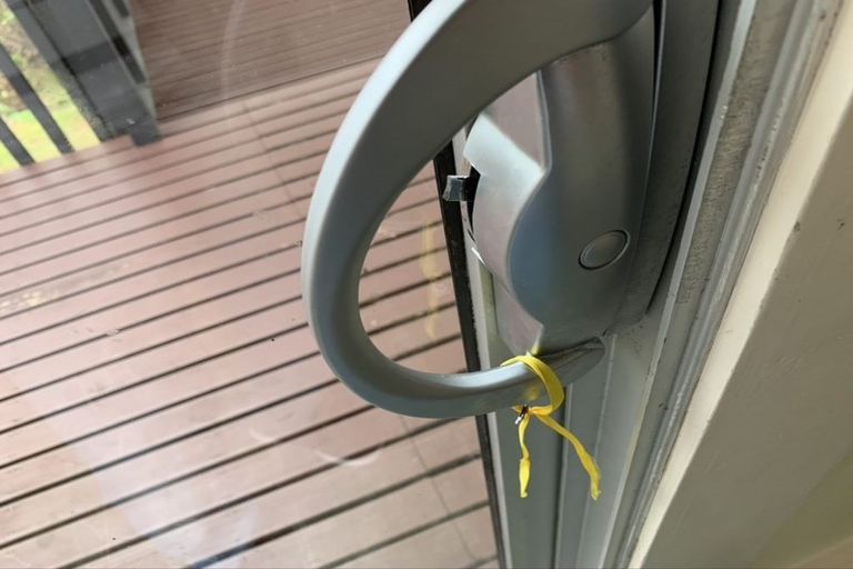 Photo of property in 41 Forrest Hill Road, Milford, Auckland, 0620