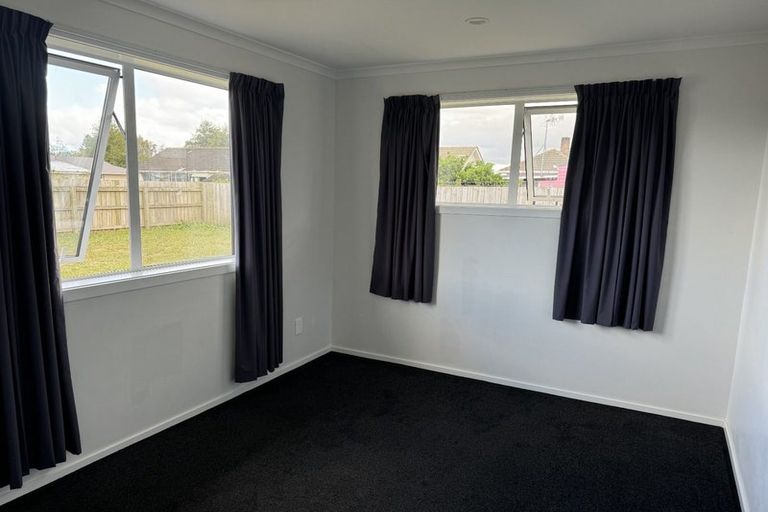 Photo of property in 90 Hinemoa Street, Levin, 5510