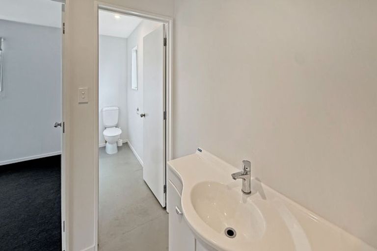 Photo of property in 9 Gladson Avenue, Sockburn, Christchurch, 8042