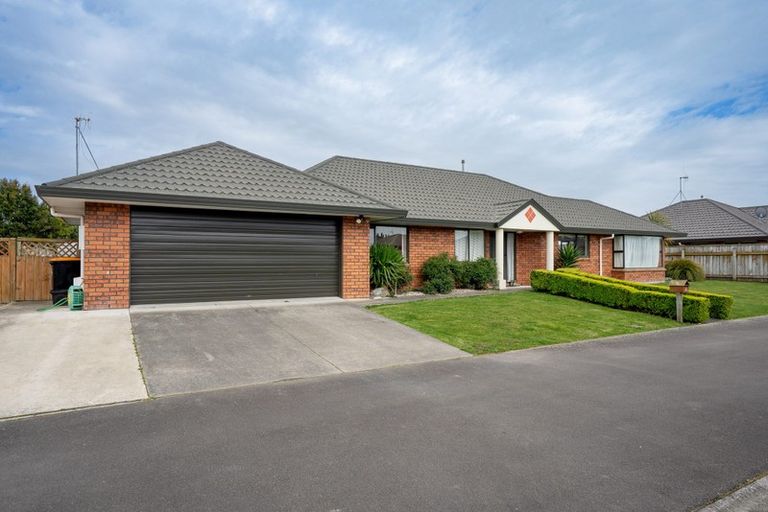 Photo of property in 29 Parnell Heights Drive, Kelvin Grove, Palmerston North, 4414