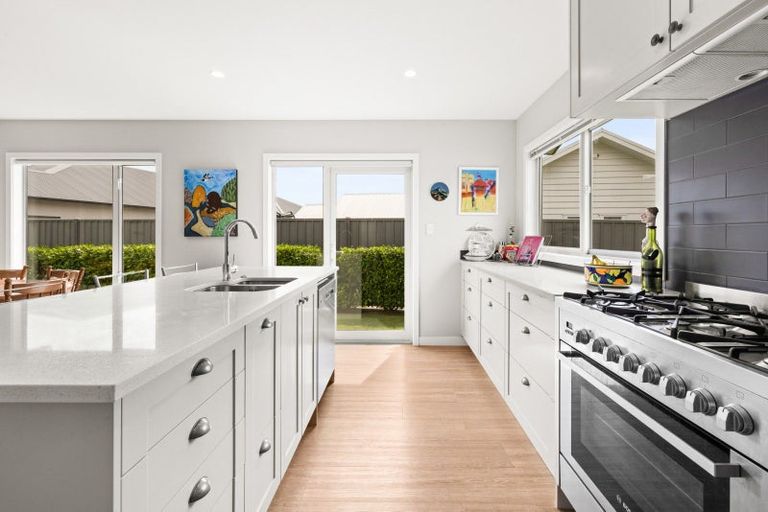 Photo of property in 4 Percy Berry Place, Havelock North, 4130