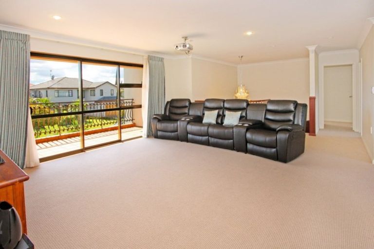 Photo of property in 27 Amberwood Drive, Northpark, Auckland, 2013