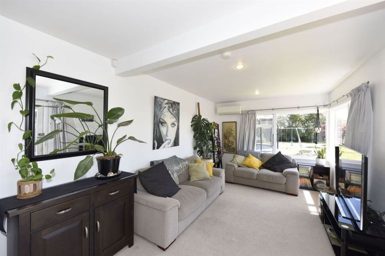 Photo of property in 853 Main North Road, Belfast, Christchurch, 8051