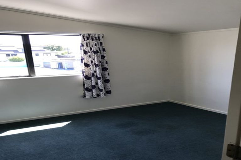 Photo of property in 123 Mokoia Road, Birkenhead, Auckland, 0626