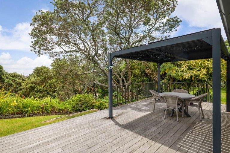 Photo of property in 37 Pohutukawa Drive, Athenree, Katikati, 3177