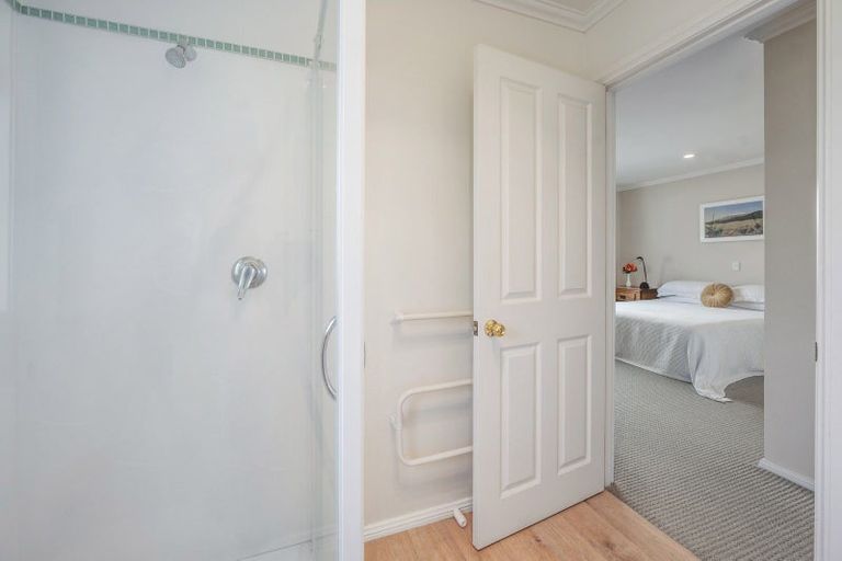 Photo of property in 18 Whetu Place, Nukuhau, Taupo, 3330