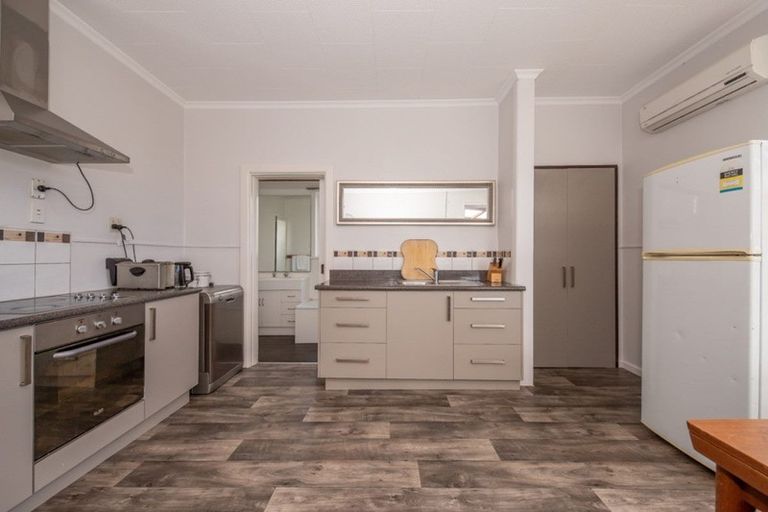 Photo of property in 14 Queen Street, Westport, 7825