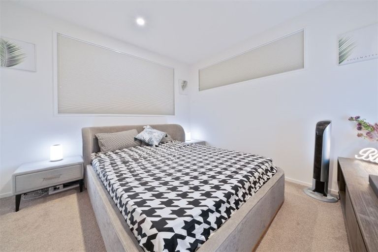 Photo of property in 4 Treeline Lane, Flat Bush, Auckland, 2019