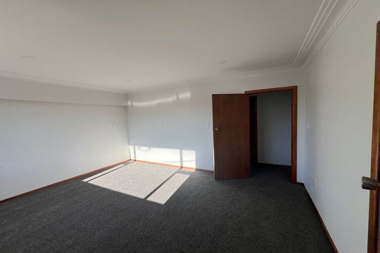 Photo of property in 35 Sunnyside Crescent, Papatoetoe, Auckland, 2025