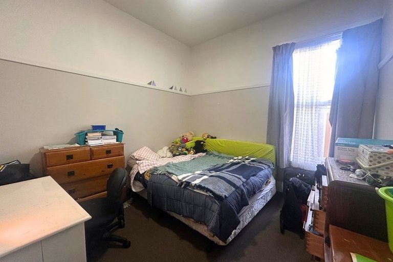 Photo of property in 3/12 Coopers Road, Dallington, Christchurch, 8061