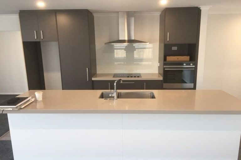 Photo of property in 6 Furlong Road, Papamoa, 3118