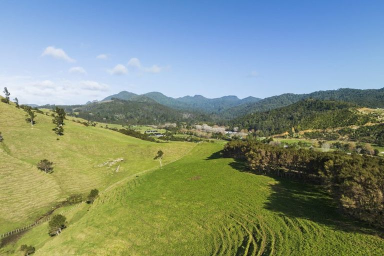 Photo of property in 309c Wentworth Valley Road, Whangamata, 3691