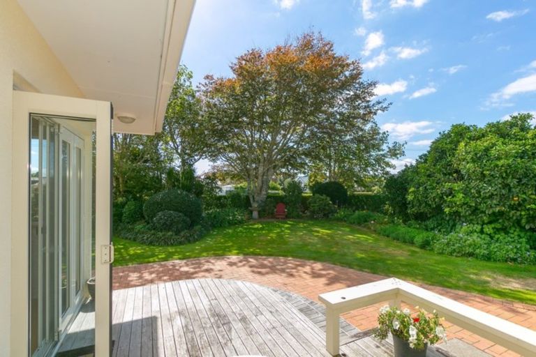 Photo of property in 32 Ngakoti Street, Urenui, 4375