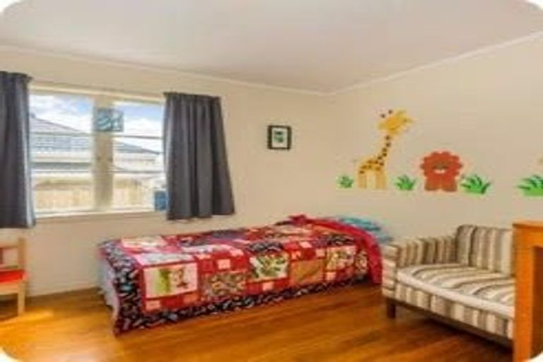 Photo of property in 47 Salisbury Road, Birkdale, Auckland, 0626