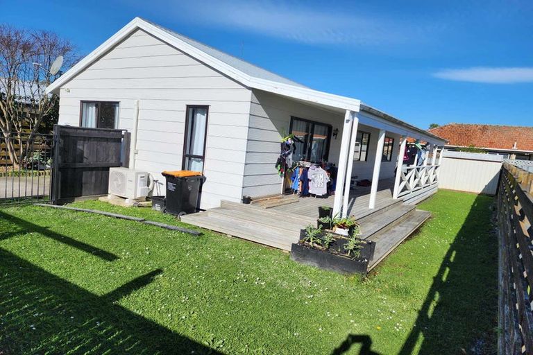 Photo of property in 3b Athena Grove, Highbury, Palmerston North, 4412