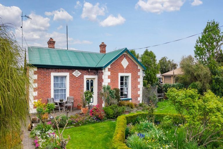 Photo of property in 36 Alexandra Street, Temuka, 7920