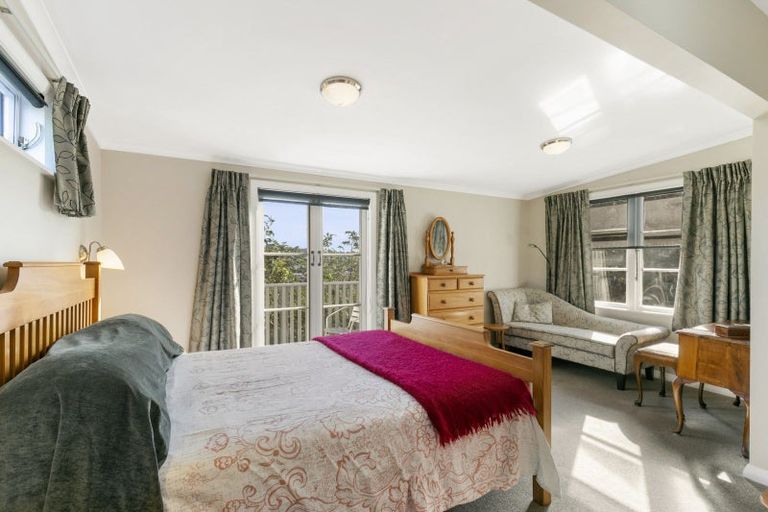 Photo of property in 52 Totara Road, Miramar, Wellington, 6022