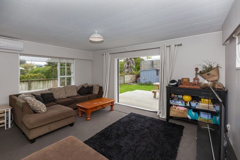 Photo of property in 71b Eatwell Avenue, Paraparaumu Beach, Paraparaumu, 5032