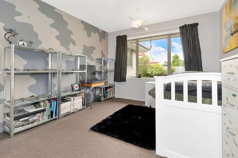 Photo of property in 25 Teviotview Place, Amberley, 7410