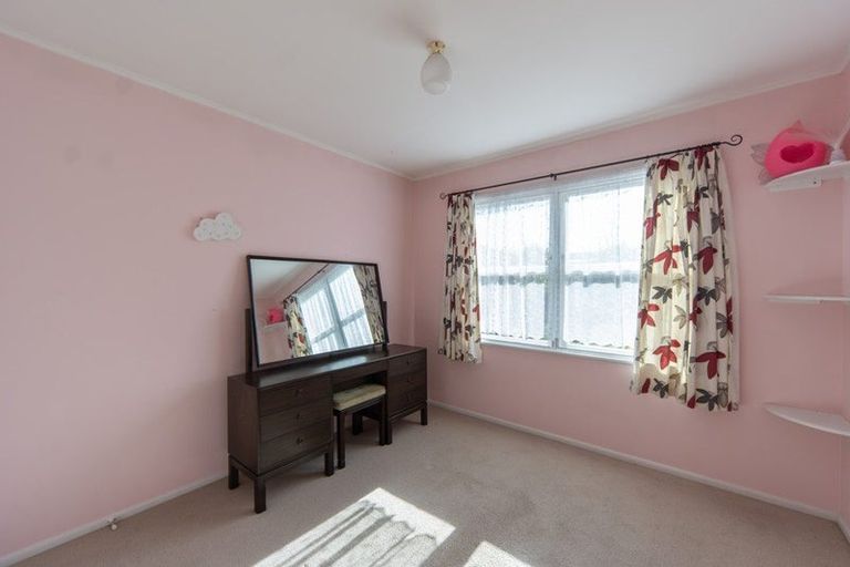 Photo of property in 72 Mount View Road, Melville, Hamilton, 3206