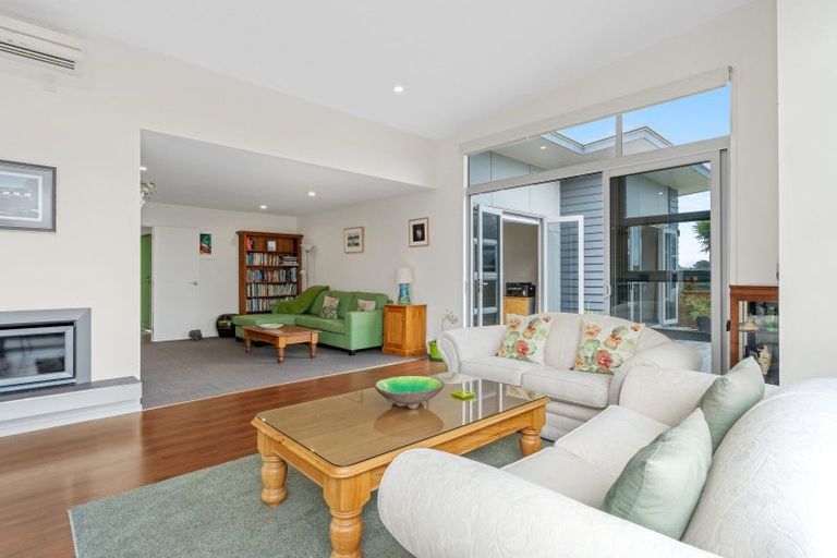 Photo of property in 34 Western Rise, Ohau, Levin, 5570