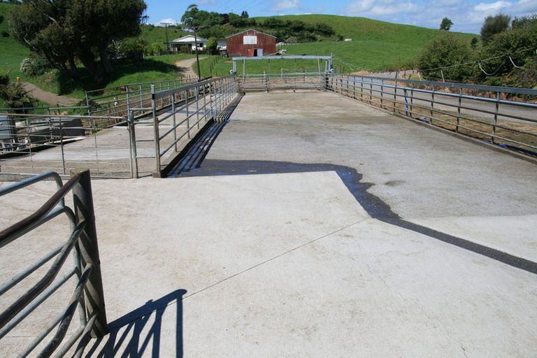 Photo of property in 1234 Richmond Road, Everett Park, Inglewood, 4389