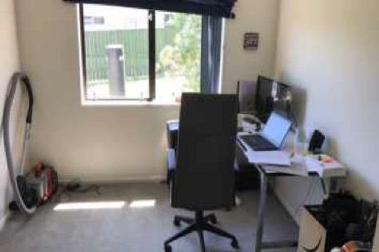 Photo of property in 15b Whitford Avenue, Mount Wellington, Auckland, 1060