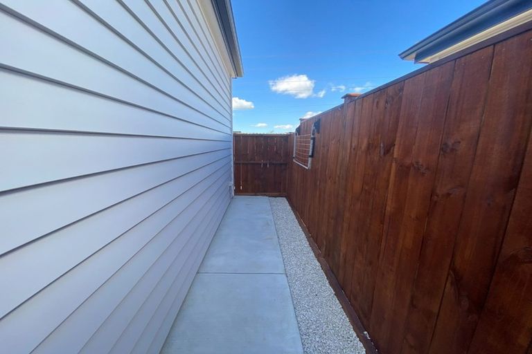 Photo of property in 92 Tir Conaill Avenue, Flat Bush, Auckland, 2019