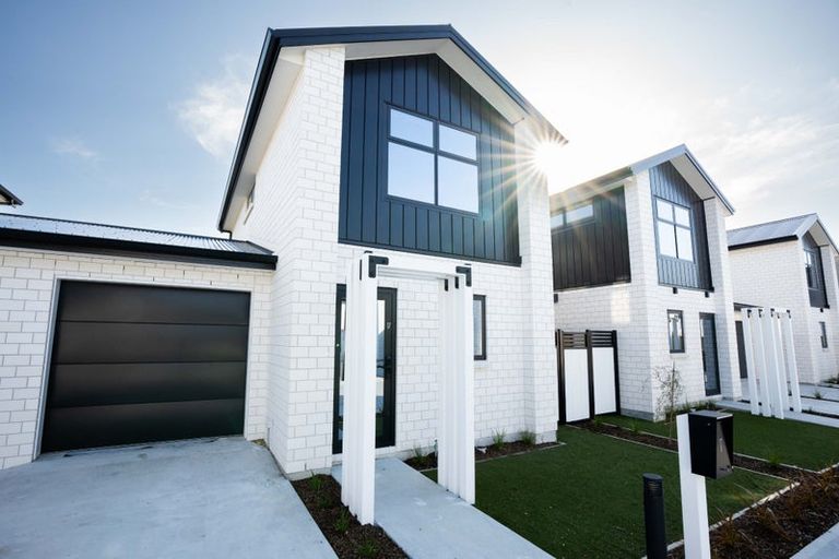 Photo of property in 10 Oliver Place, Trentham, Upper Hutt, 5018