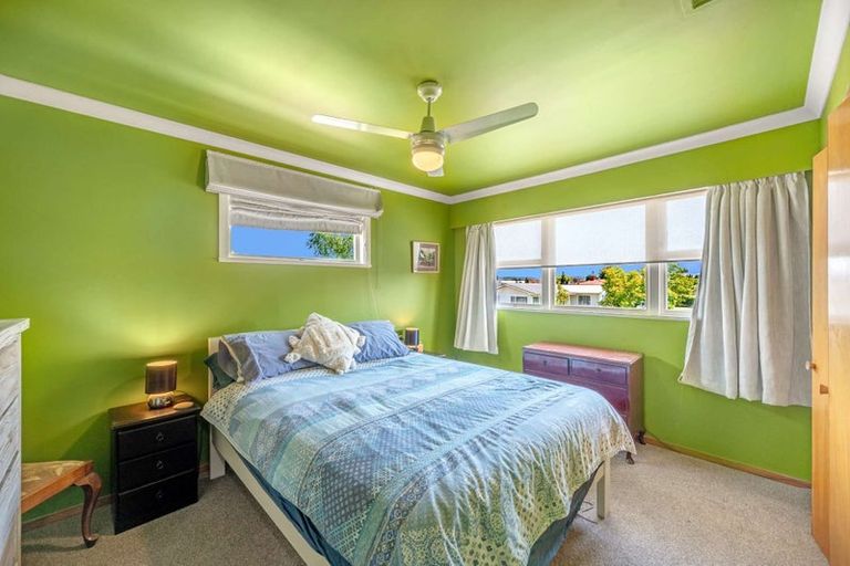 Photo of property in 21 Armour Place, Onekawa, Napier, 4110