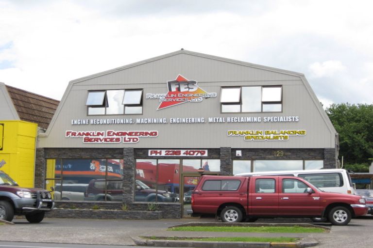 Photo of property in 160 Kitchener Road, Pukekohe, 2120