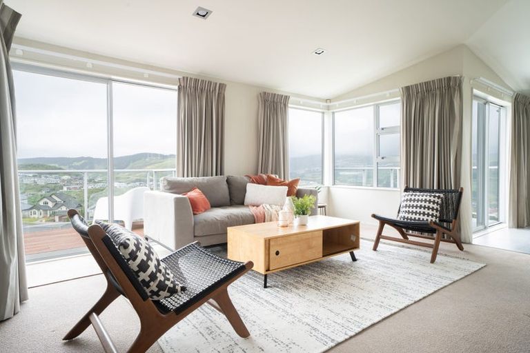 Photo of property in 63a Erlestoke Crescent, Churton Park, Wellington, 6037