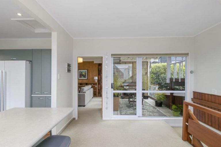 Photo of property in 46 Harbour View Road, Harbour View, Lower Hutt, 5010