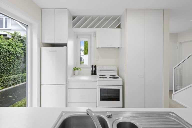 Photo of property in 2/9a Fulton Avenue, Merivale, Christchurch, 8014