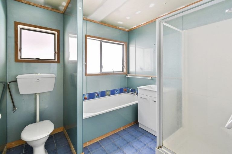 Photo of property in 68 Wellington Street, Pukekohe, 2120