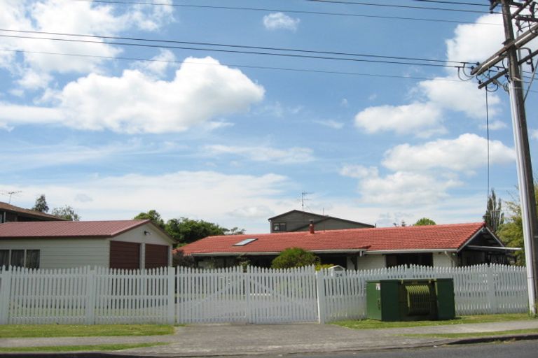 Photo of property in 24 Matua Road, Huapai, Kumeu, 0810