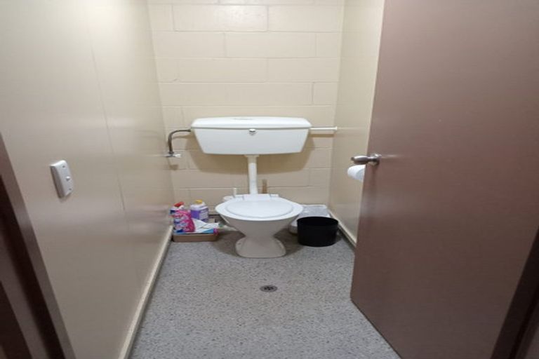 Photo of property in 31f Duke Street, North Dunedin, Dunedin, 9016