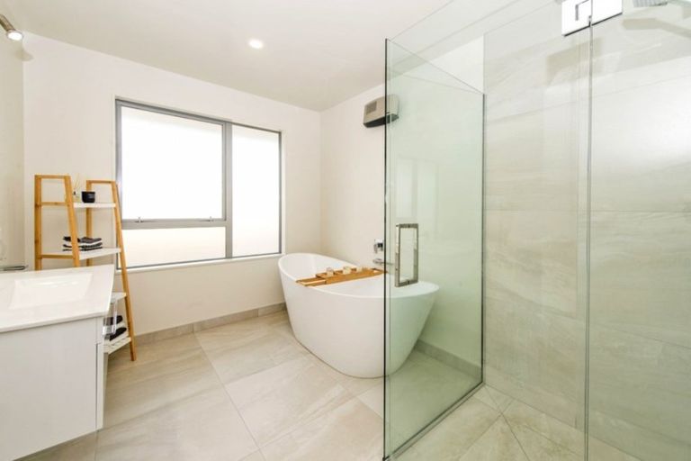 Photo of property in 12 Billington Drive, Halswell, Christchurch, 8025