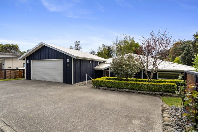 Photo of property in 58 Wood Leigh, Paraparaumu Beach, Paraparaumu, 5032