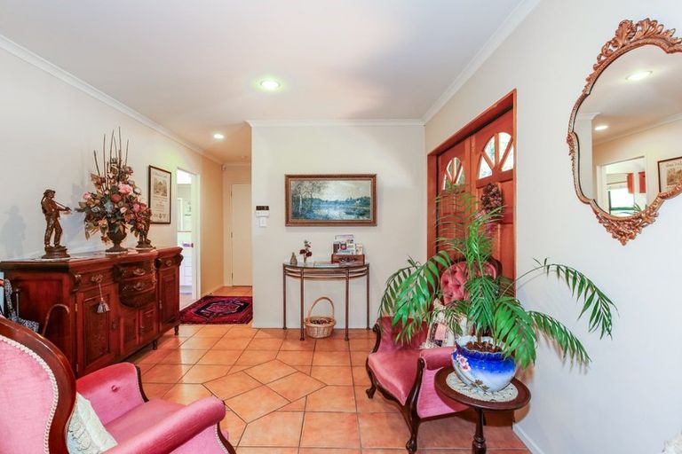 Photo of property in 131 Milton Road, Bluff Hill, Napier, 4110