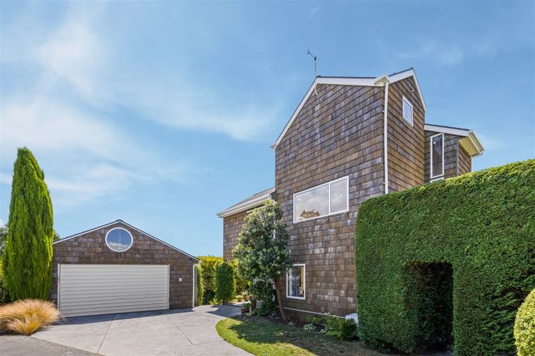 Photo of property in 18 Godley Drive, Scarborough, Christchurch, 8081