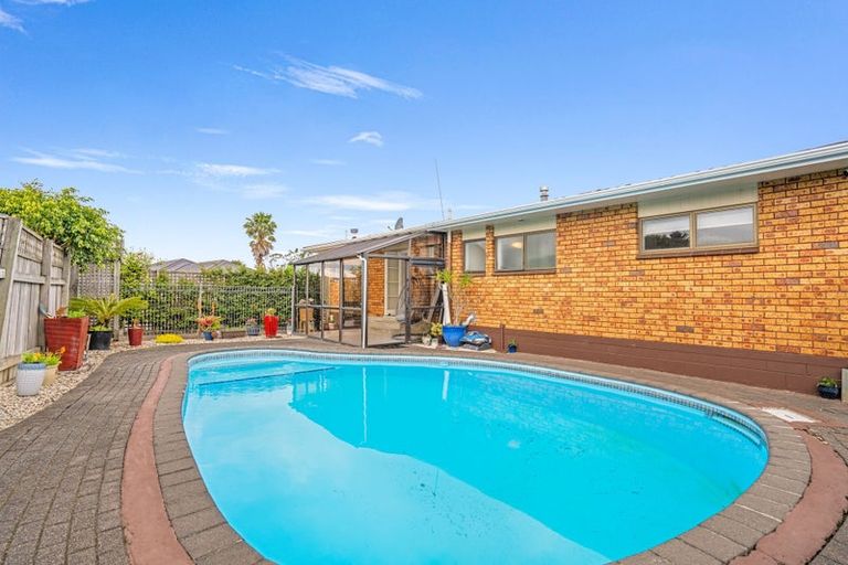 Photo of property in 2a Takahe Street, Tikipunga, Whangarei, 0112