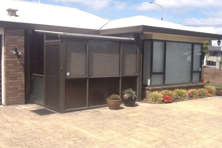 Photo of property in 34 Waimairi Road, Upper Riccarton, Christchurch, 8041